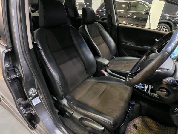 Honda Fit Shuttle I с пробегом 2012 года, цена 750 000 рублей, 211872 км, универсал, Автокод Объявления