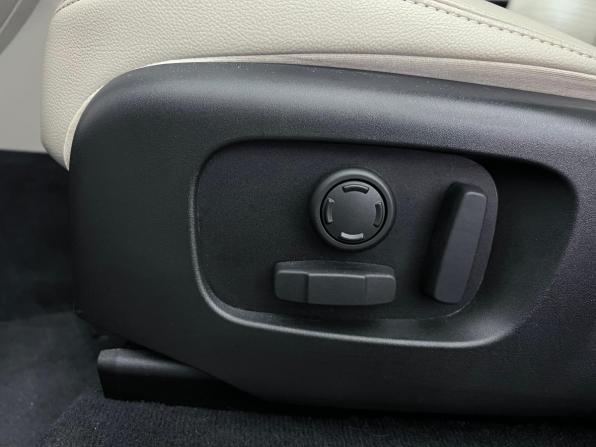 Land Rover Range Rover Velar I с пробегом 2020 года, цена 4 999 000 рублей, 49606 км, внедорожник, Автокод Объявления