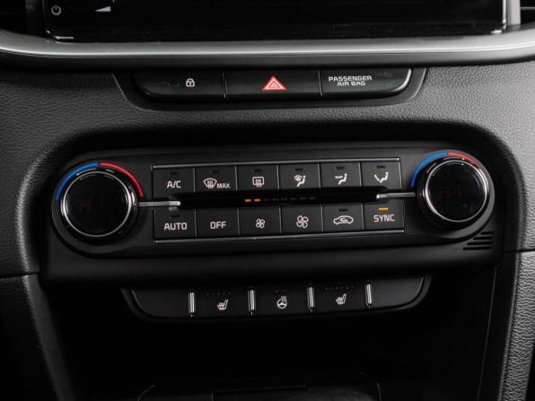 Kia Ceed III с пробегом 2020 года, цена 1 719 000 рублей, 204671 км, универсал, Автокод Объявления