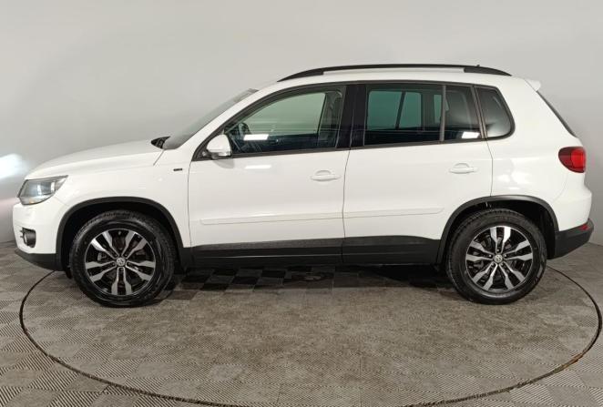 Volkswagen Tiguan I Рестайлинг с пробегом 2015 года, цена 1 395 000 рублей, 130000 км, внедорожник, Автокод Объявления