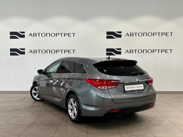 Hyundai i40 I с пробегом 2013 года, цена 899 000 рублей, 229479 км, универсал, Автокод Объявления