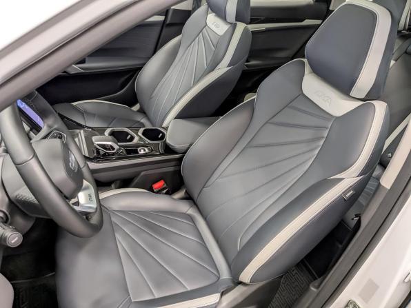 Geely Atlas II с пробегом 2024 года, цена 2 875 000 рублей, 12734 км, внедорожник, Автокод Объявления