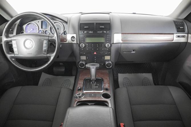 Volkswagen Touareg I с пробегом 2006 года, цена 969 000 рублей, 203180 км, внедорожник, Автокод Объявления