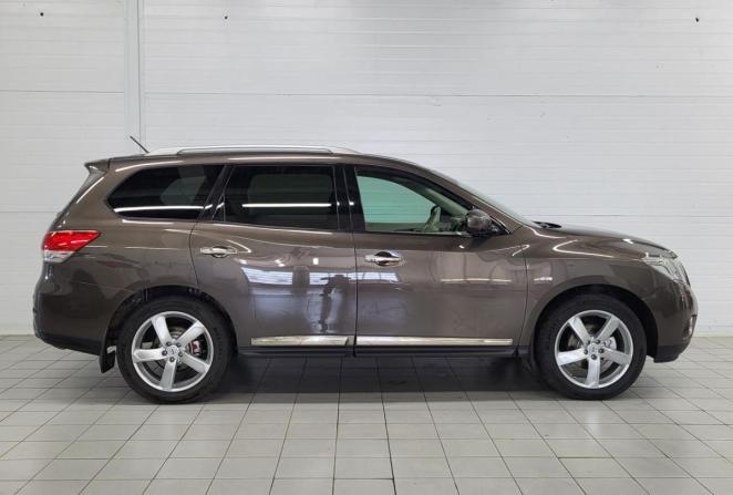 Nissan Pathfinder IV с пробегом 2014 года, цена 1 740 000 рублей, 207371 км, внедорожник, Автокод Объявления