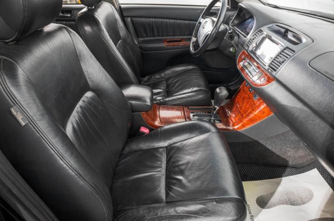 Toyota Camry V (XV30) Рестайлинг с пробегом 2005 года, цена 899 000 рублей, 350000 км, седан, Автокод Объявления
