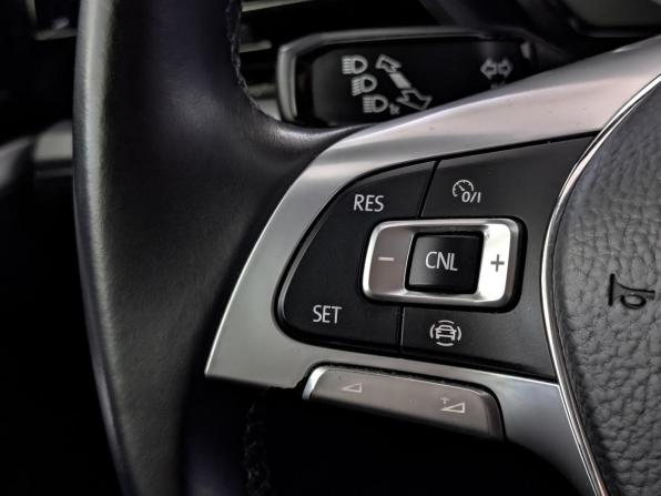 Volkswagen Touareg III с пробегом 2019 года, цена 3 900 000 рублей, 234306 км, внедорожник, Автокод Объявления