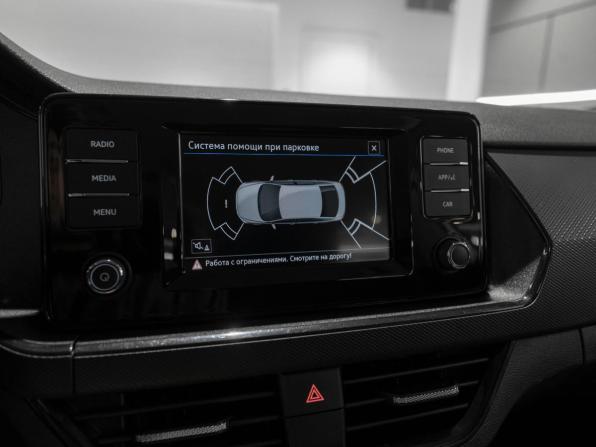 Volkswagen Polo VI с пробегом 2021 года, цена 1 275 000 рублей, 150631 км, лифтбек, Автокод Объявления