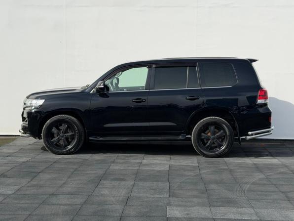 Toyota Land Cruiser 200 Series Рестайлинг 2 с пробегом 2015 года, цена 4 750 000 рублей, 96001 км, внедорожник, Автокод Объявления