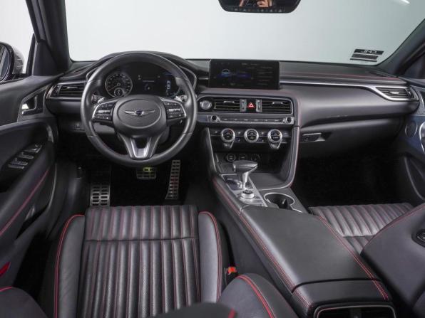 Genesis G70 I Рестайлинг с пробегом 2022 года, цена 4 150 000 рублей, 19838 км, седан, Автокод Объявления