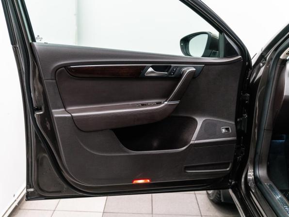 Volkswagen Passat B7 с пробегом 2012 года, цена 1 150 000 рублей, 185675 км, седан, Автокод Объявления