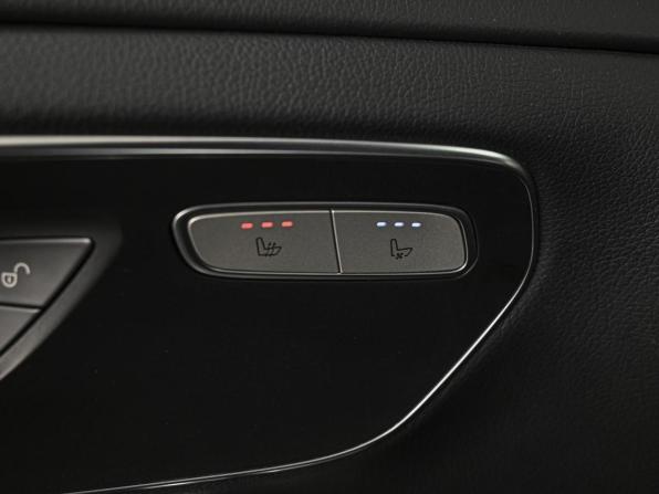 Mercedes-Benz V-Класс III (W447) с пробегом 2018 года, цена 4 369 000 рублей, 177585 км, минивэн, Автокод Объявления