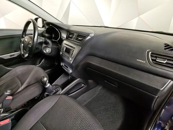 Kia Rio III Рестайлинг с пробегом 2016 года, цена 725 000 рублей, 236363 км, седан, Автокод Объявления