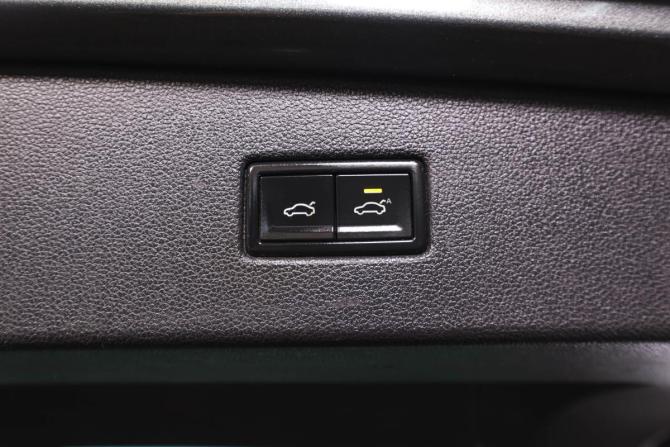 Volkswagen Tiguan II Рестайлинг с пробегом 2021 года, цена 3 349 000 рублей, 94000 км, внедорожник, Автокод Объявления