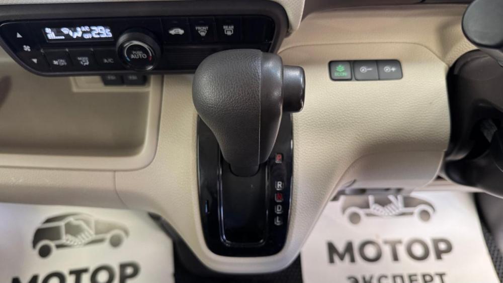 Honda N-BOX II Киров  - изображение 16