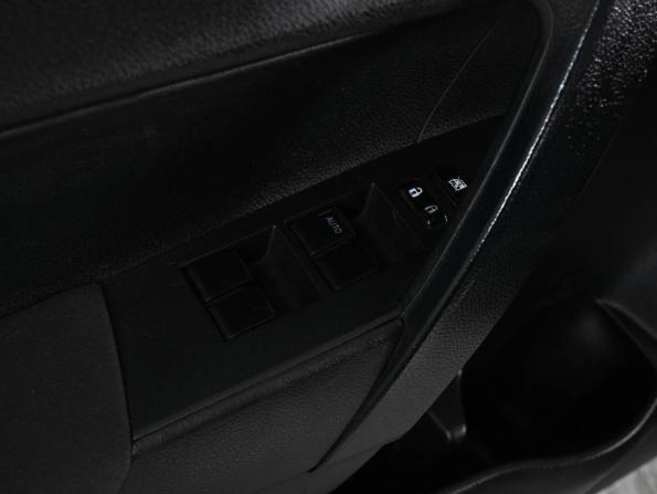 Toyota Corolla XI (E160 E170 E180) с пробегом 2013 года, цена 1 325 000 рублей, 226280 км, седан, Автокод Объявления