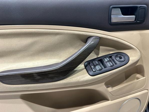 Ford C-MAX I Рестайлинг с пробегом 2007 года, цена 475 000 рублей, 295000 км, компактвэн, Автокод Объявления