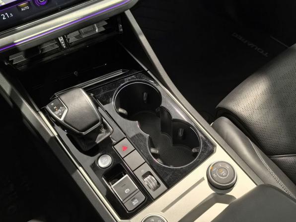 Volkswagen Touareg III с пробегом 2019 года, цена 5 099 000 рублей, 120673 км, внедорожник, Автокод Объявления