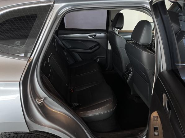 Haval Jolion I с пробегом 2023 года, цена 2 100 000 рублей, 33739 км, внедорожник, Автокод Объявления