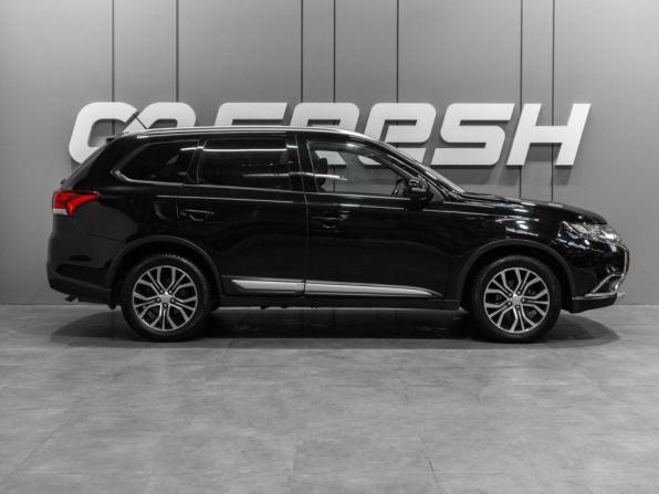 Mitsubishi Outlander III Рестайлинг 2 с пробегом 2016 года, цена 1 899 000 рублей, 131891 км, внедорожник, Автокод Объявления