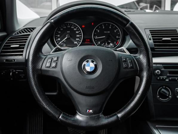 BMW 1 серии I (E81/E82/E87/E88) Рестайлинг с пробегом 2009 года, цена 743 000 рублей, 276375 км, хэтчбек, Автокод Объявления