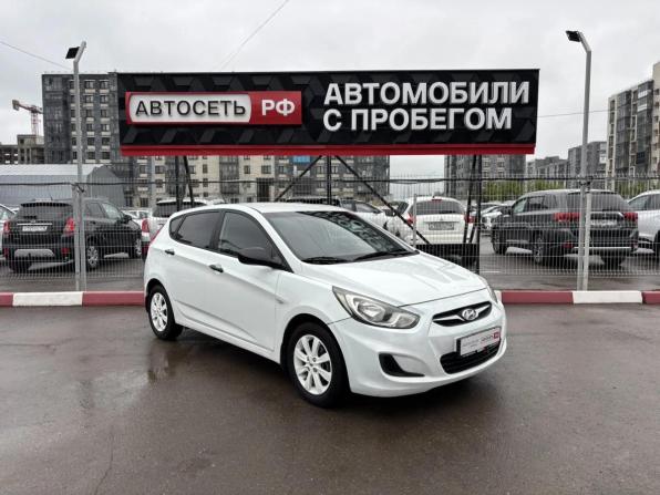 Hyundai Solaris I с пробегом 2013 года, цена 692 160 рублей, 164304 км, хэтчбек, Автокод Объявления