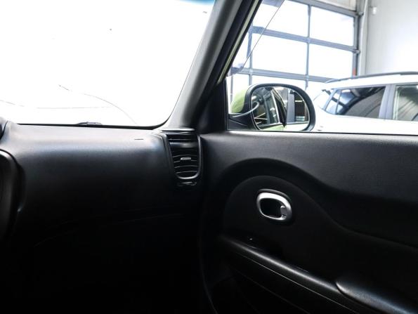 Kia Soul II с пробегом 2015 года, цена 1 250 000 рублей, 94317 км, хэтчбек, Автокод Объявления