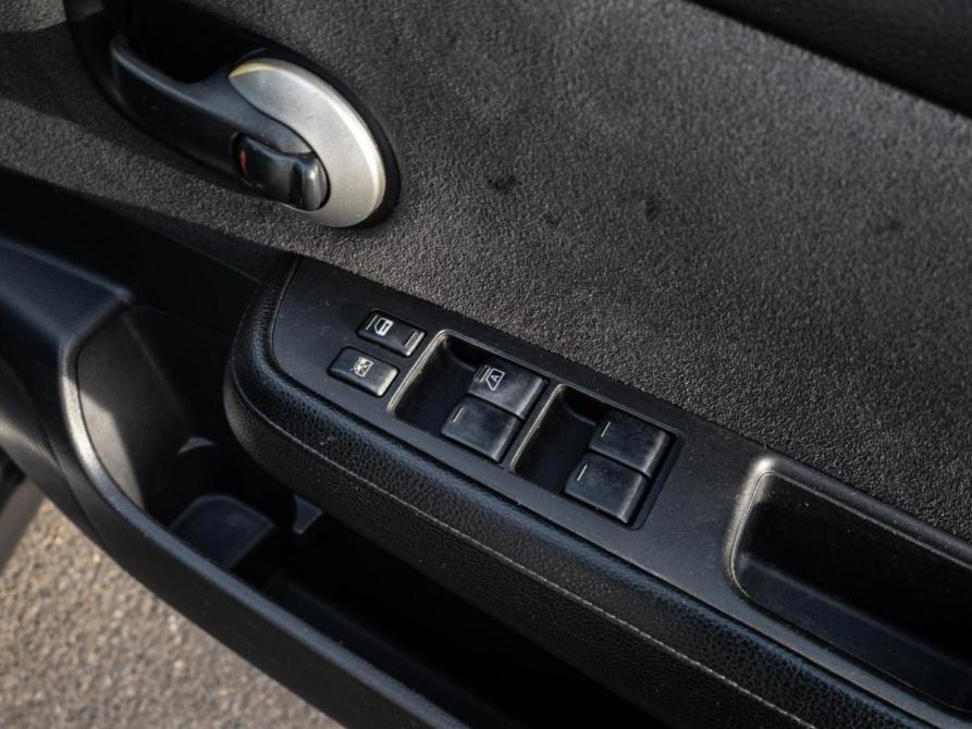Nissan Tiida I Краснодар  - изображение 17