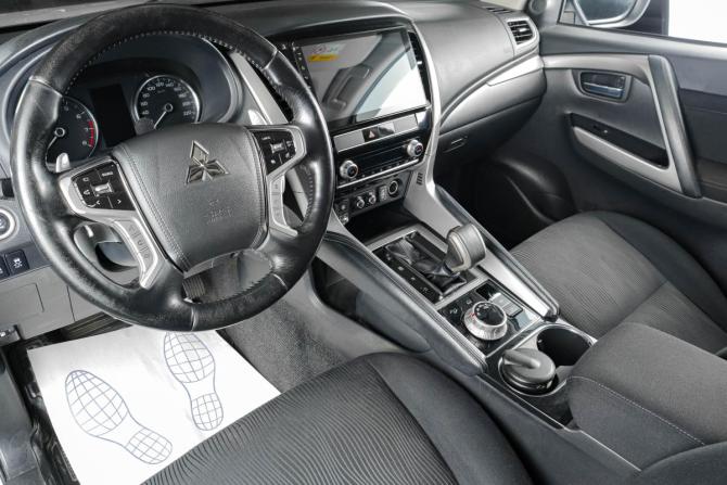 Mitsubishi Pajero Sport III Рестайлинг с пробегом 2020 года, цена 3 699 000 рублей, 66995 км, внедорожник, Автокод Объявления