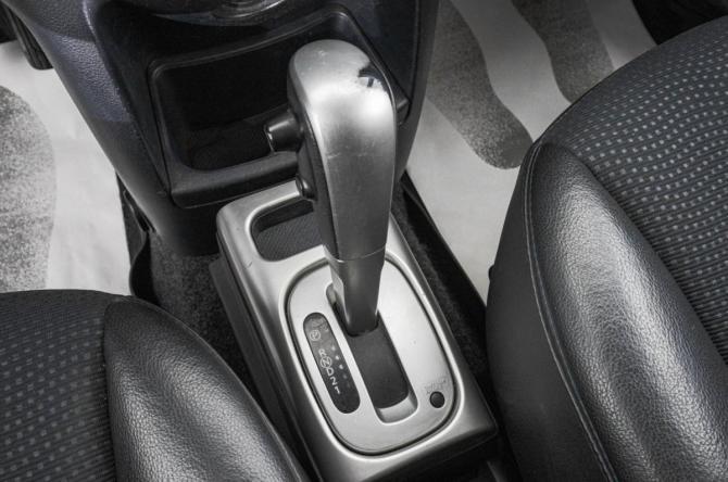 Nissan Note I Рестайлинг с пробегом 2012 года, цена 849 000 рублей, 190000 км, хэтчбек, Автокод Объявления
