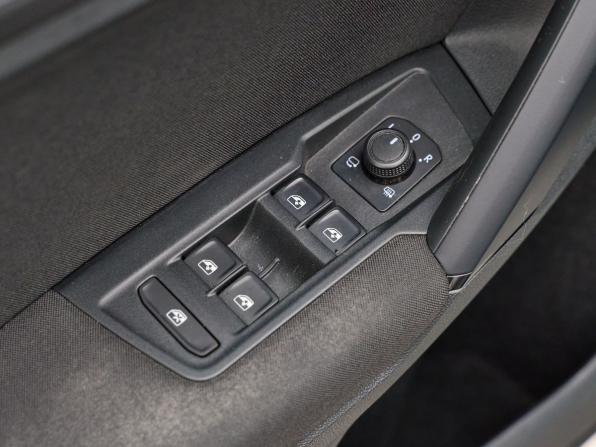 Volkswagen Tiguan II Рестайлинг с пробегом 2021 года, цена 3 450 000 рублей, 50760 км, внедорожник, Автокод Объявления