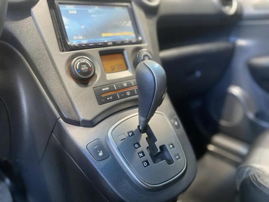 Kia Carens II (UN) Челябинск  - изображение 12