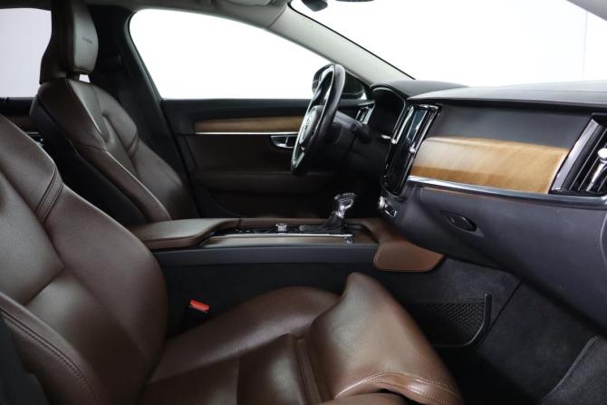 Volvo S90 II с пробегом 2019 года, цена 2 699 000 рублей, 176000 км, седан, Автокод Объявления