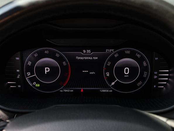 Skoda Octavia III (A7) Рестайлинг с пробегом 2019 года, цена 1 820 000 рублей, 128855 км, лифтбек, Автокод Объявления