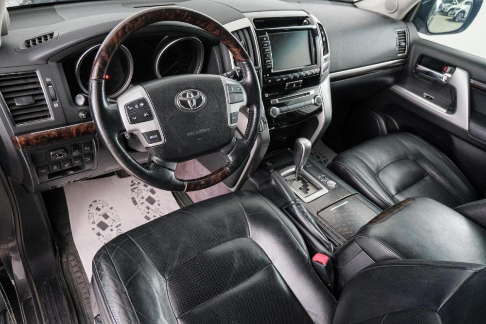 Toyota Land Cruiser 200 Series Рестайлинг 1 Красноярск  - изображение 8