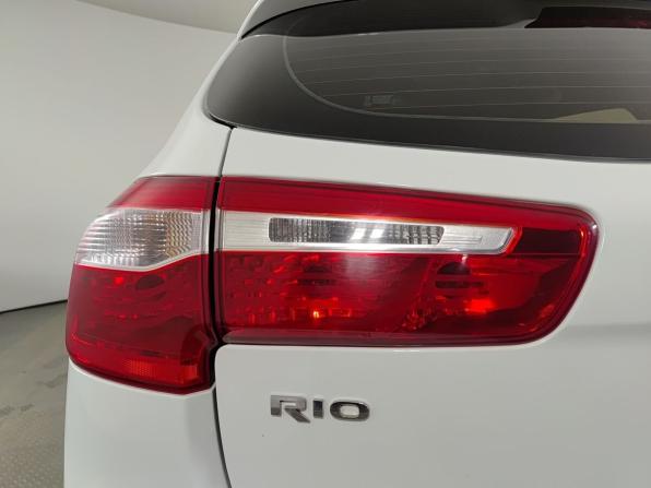 Kia Rio III с пробегом 2015 года, цена 931 200 рублей, 141218 км, хэтчбек, Автокод Объявления