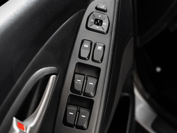 Hyundai ix35 I с пробегом 2012 года, цена 1 125 000 рублей, 152854 км, внедорожник, Автокод Объявления