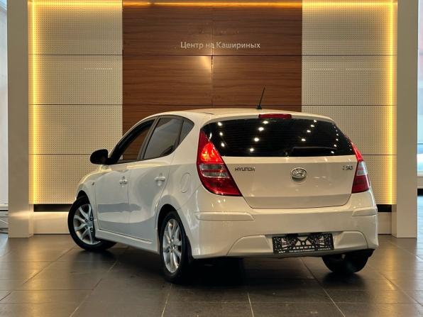 Hyundai i30 I Рестайлинг с пробегом 2011 года, цена 889 000 рублей, 125565 км, хэтчбек, Автокод Объявления