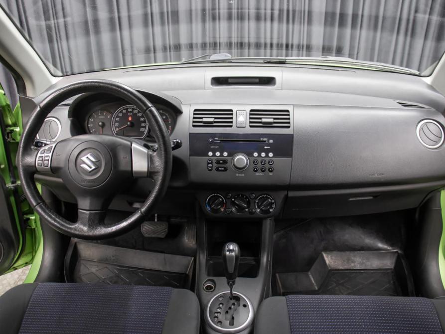Suzuki Swift III Москва  - изображение 12