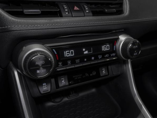 Toyota RAV4 V (XA50) с пробегом 2020 года, цена 2 795 000 рублей, 140337 км, внедорожник, Автокод Объявления
