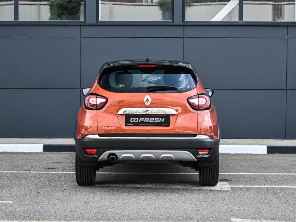 Renault Kaptur I с пробегом 2017 года, цена 1 179 000 рублей, 175440 км, внедорожник, Автокод Объявления