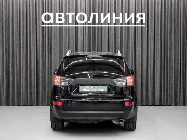 Mitsubishi Outlander II с пробегом 2007 года, цена 970 000 рублей, 235300 км, внедорожник, Автокод Объявления