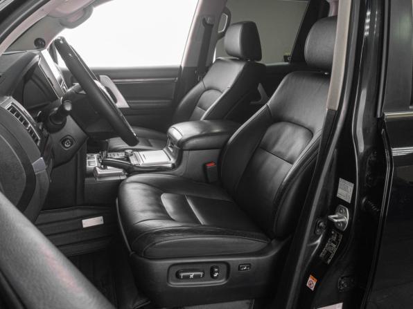 Toyota Land Cruiser 200 Series Рестайлинг 2 с пробегом 2019 года, цена 6 899 000 рублей, 141256 км, внедорожник, Автокод Объявления