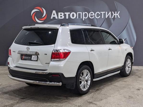 Toyota Highlander II (XU40) Рестайлинг с пробегом 2012 года, цена 1 945 000 рублей, 247036 км, внедорожник, Автокод Объявления