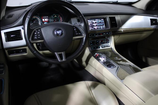 Jaguar XF I Рестайлинг с пробегом 2013 года, цена 1 399 000 рублей, 156000 км, седан, Автокод Объявления
