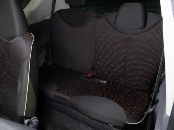 Peugeot 107 I Рестайлинг с пробегом 2010 года, цена 669 000 рублей, 92814 км, хэтчбек, Автокод Объявления