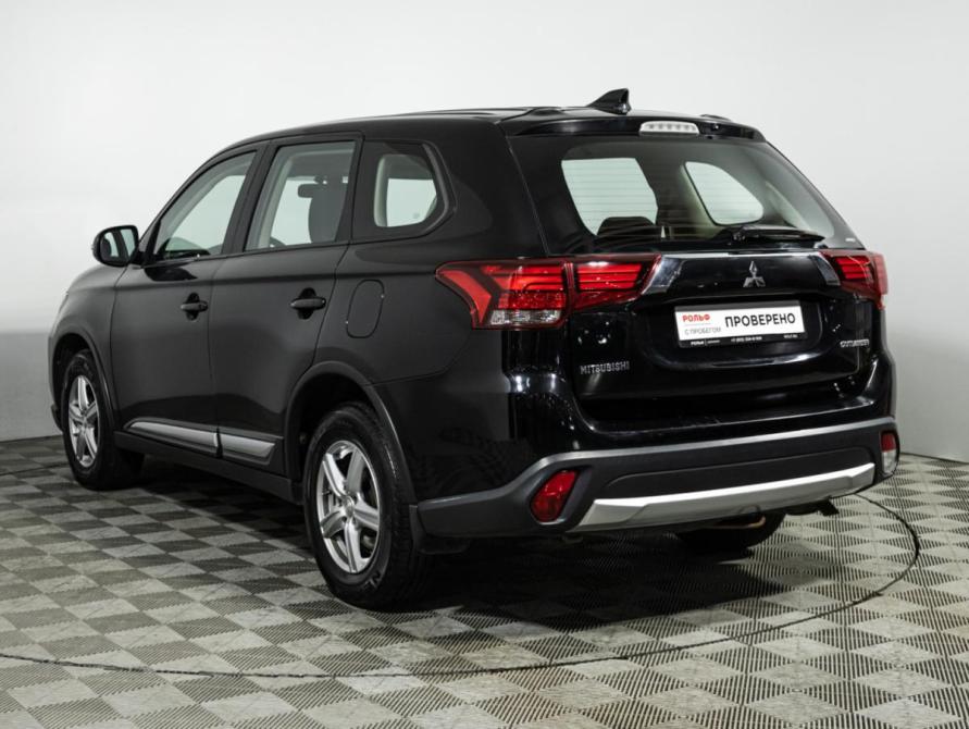 Mitsubishi Outlander III Рестайлинг 2 Санкт-Петербург  - изображение 7