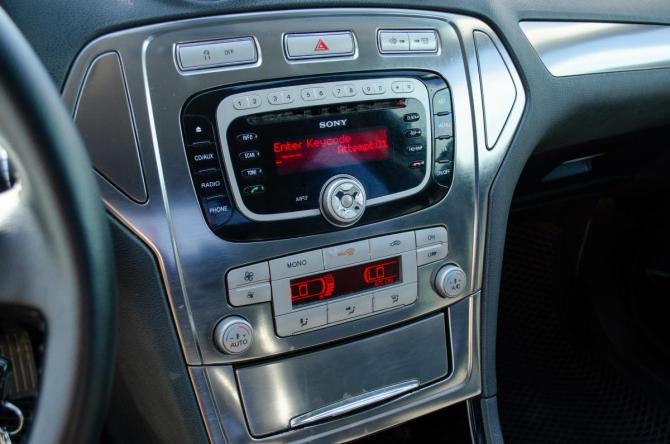 Ford Mondeo IV с пробегом 2008 года, цена 525 000 рублей, 220000 км, седан, Автокод Объявления