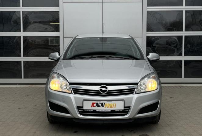 Opel Astra H Рестайлинг с пробегом 2012 года, цена 700 000 рублей, 73215 км, хэтчбек, Автокод Объявления