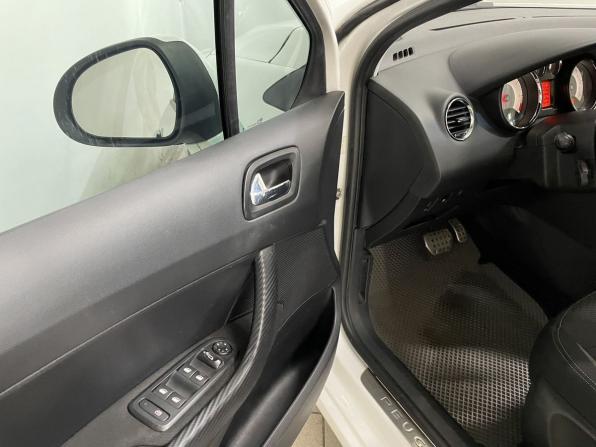 Peugeot 408 I с пробегом 2013 года, цена 570 000 рублей, 120478 км, седан, Автокод Объявления