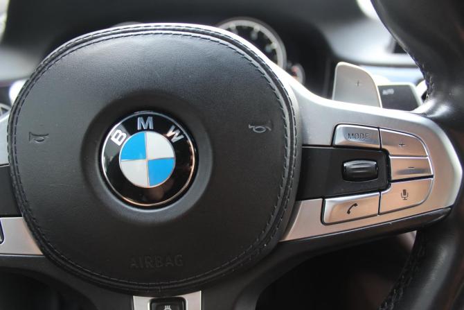 BMW 7 серии VI (G11/G12) с пробегом 2018 года, цена 3 980 000 рублей, 139905 км, седан, Автокод Объявления
